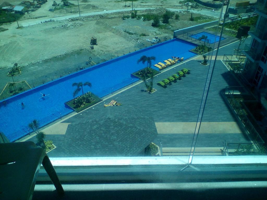 Mactan Newtown Condo Lapu-Lapu City Exterior photo