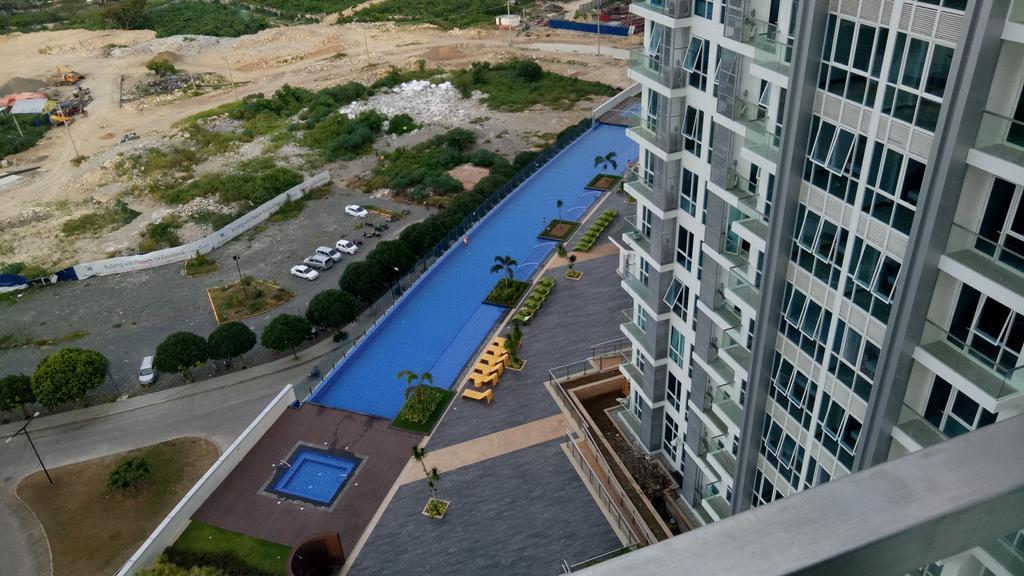 Mactan Newtown Condo Lapu-Lapu City Exterior photo