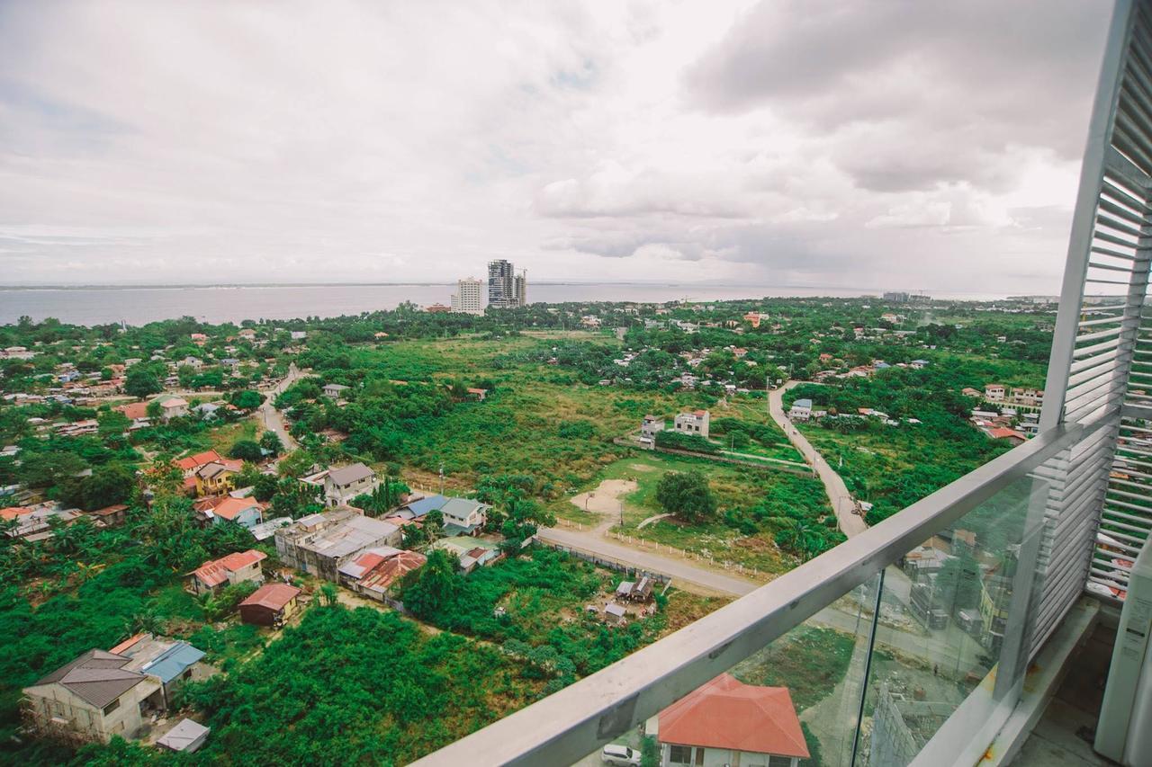 Mactan Newtown Condo Lapu-Lapu City Exterior photo